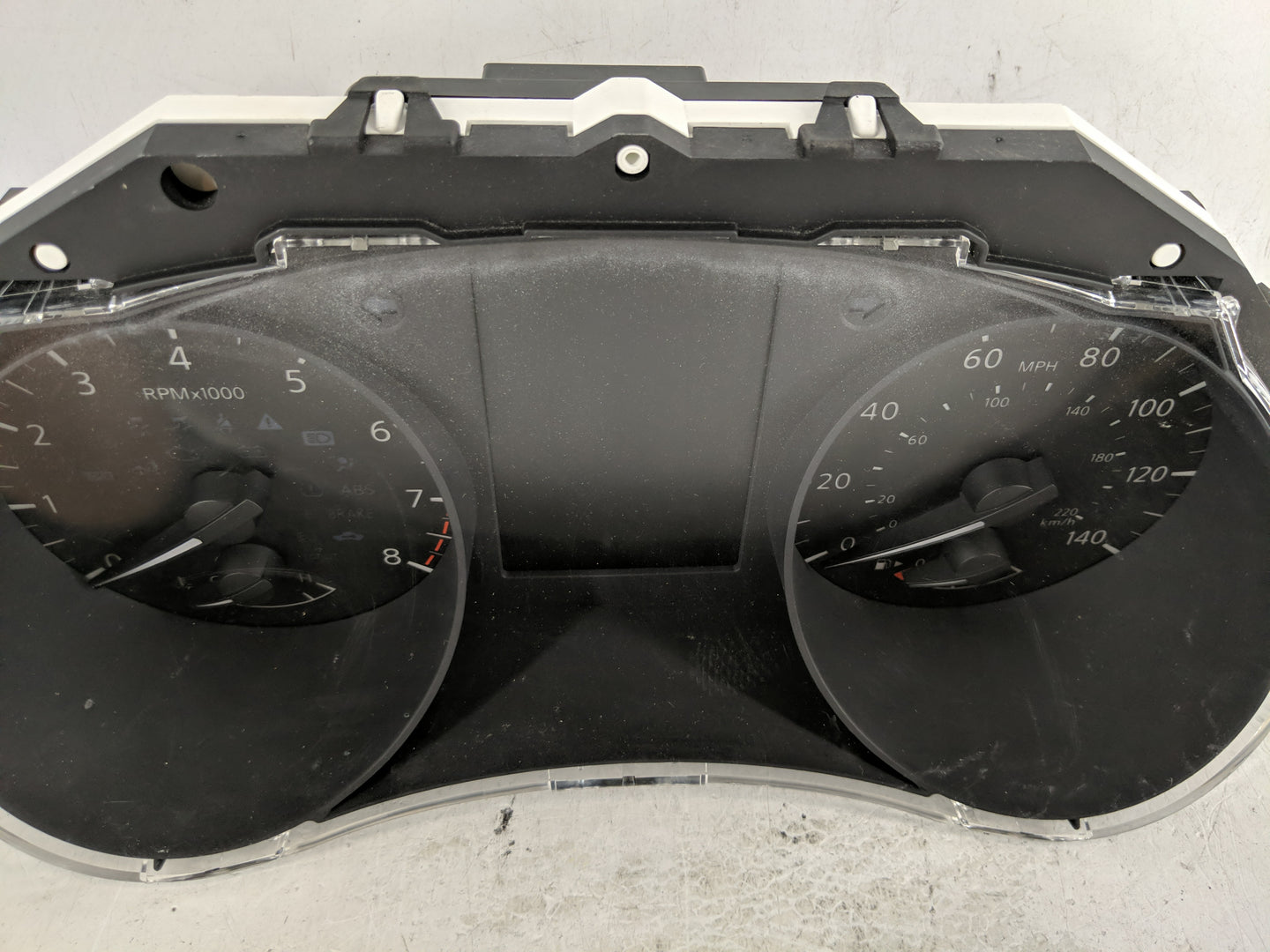 2017-2018 Nissan Rogue Sport Instrument Cluster Speedometer Gauges P/N:BA6MA1A Fits Fits 2017 2018 OEM Used Auto Parts - Oem