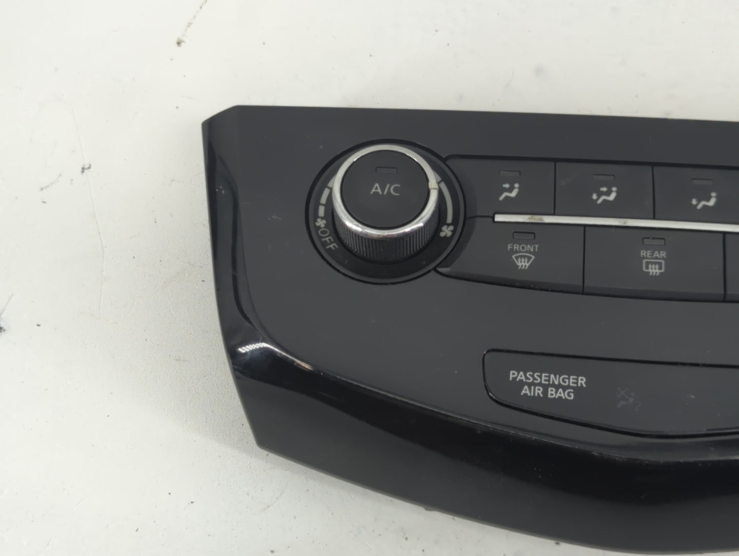 2017-2022 Nissan Rogue Sport Climate Control Module Temperature AC/Heater Replacement P/N:275007FA0A Fits OEM Used Auto Part