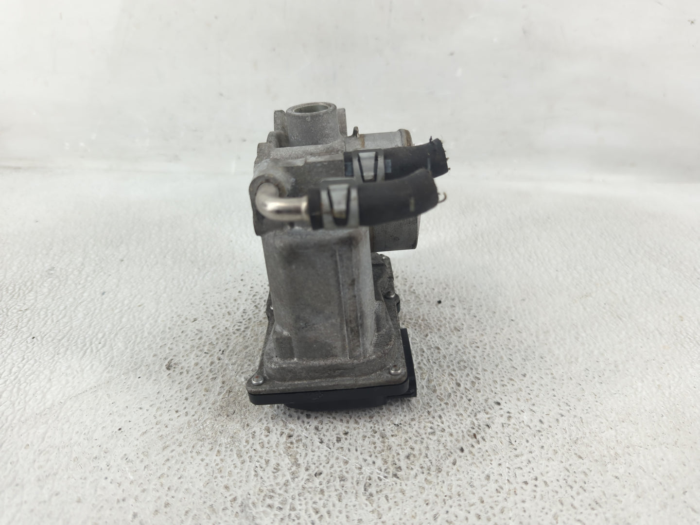 2017 Nissan Rogue Sport Throttle Body P/N:HR16-689374T Fits Fits 2018 2019 2020 2021 2022 OEM Used Auto Parts - Oemusedautop