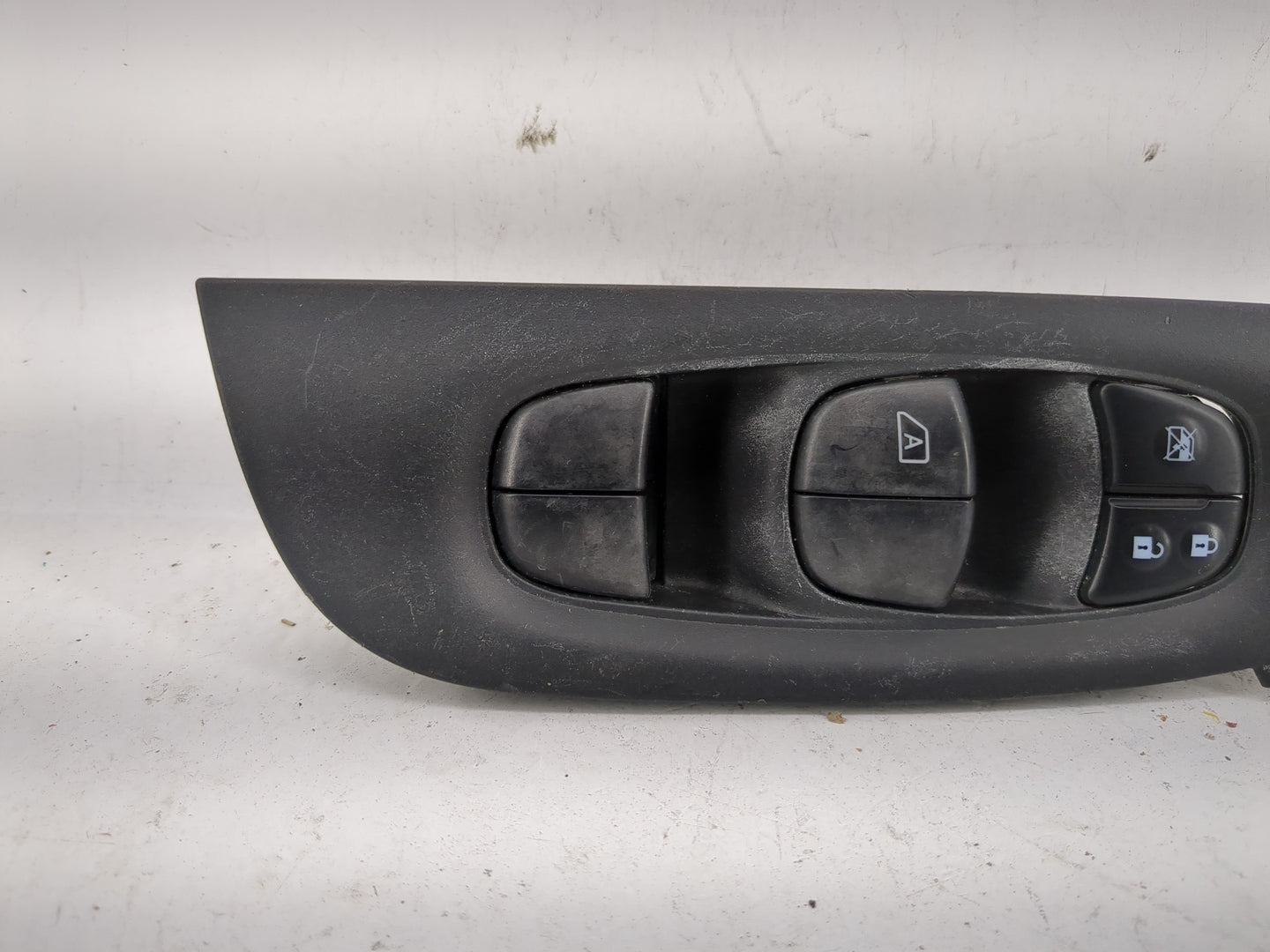 2017-2022 Nissan Rogue Sport Master Power Window Switch Replacement Driver Side Left P/N:25401 6MA0C Fits OEM Used Auto Part