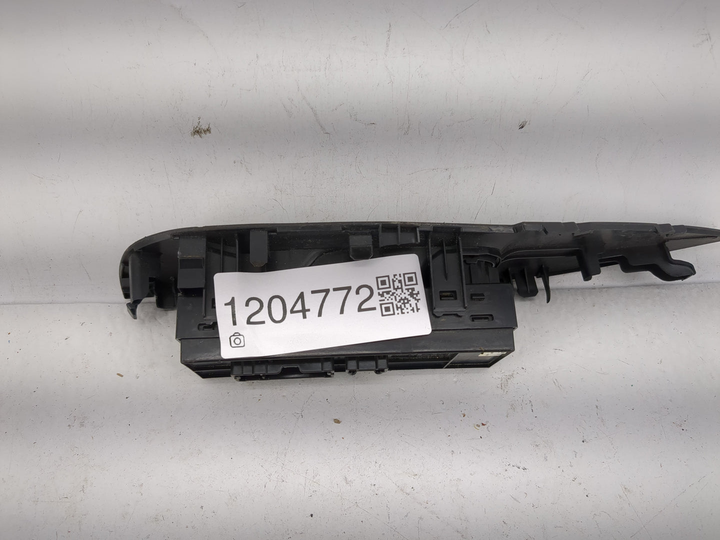 2017-2022 Nissan Rogue Sport Master Power Window Switch Replacement Driver Side Left P/N:25401 6MA0C Fits OEM Used Auto Part