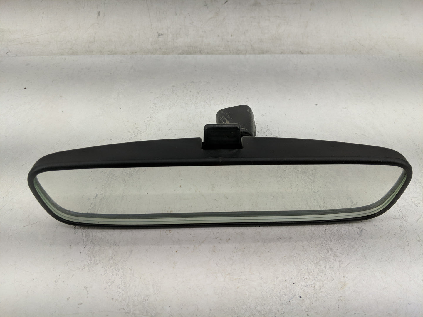 2017-2021 Nissan Rogue Sport Interior Rear View Mirror Replacement OEM P/N:E13010837 Fits OEM Used Auto Parts - Oemusedautop