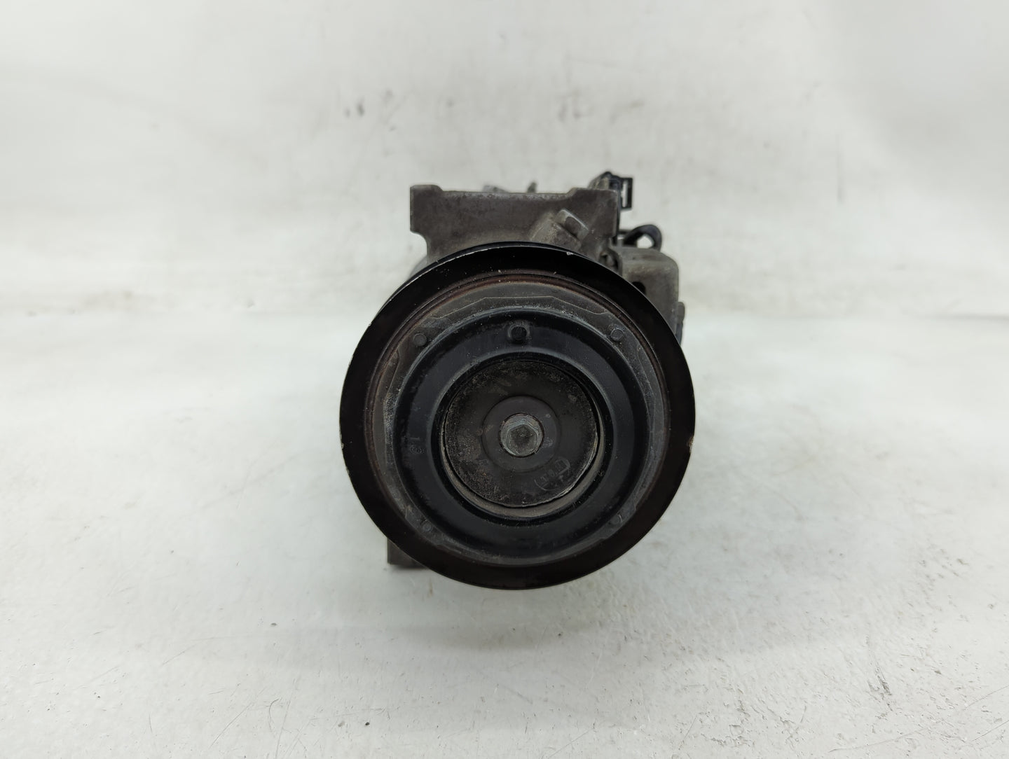 2017-2018 Nissan Rogue Sport Air Conditioning A/c Ac Compressor Oem - Oemusedautoparts1.com
