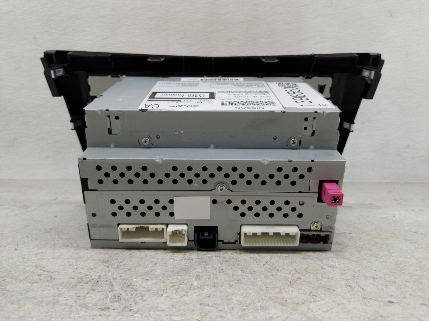 2017-2018 Nissan Rogue Sport Radio AM FM Cd Player Receiver Replacement P/N:28185 6MA0A Fits Fits 2017 2018 OEM Used Auto Pa