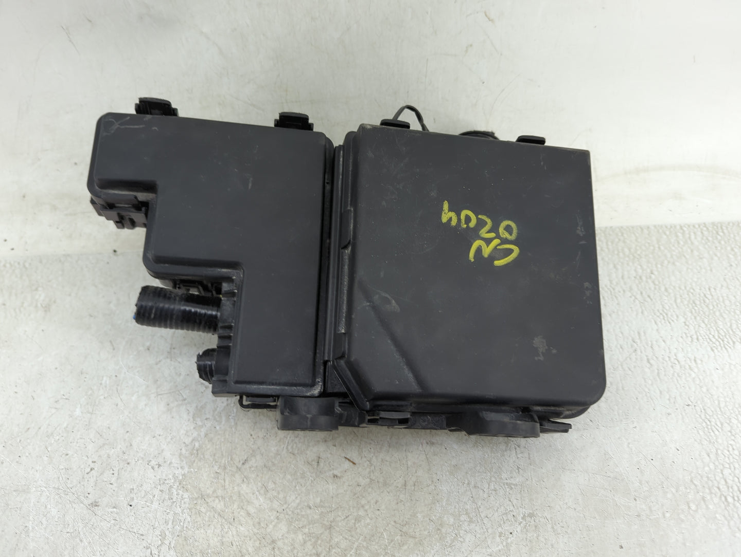 2017-2022 Nissan Rogue Sport Fusebox Fuse Box Panel Relay Module Fits Fits 2017 2018 2019 2020 2021 2022 OEM Used Auto Parts