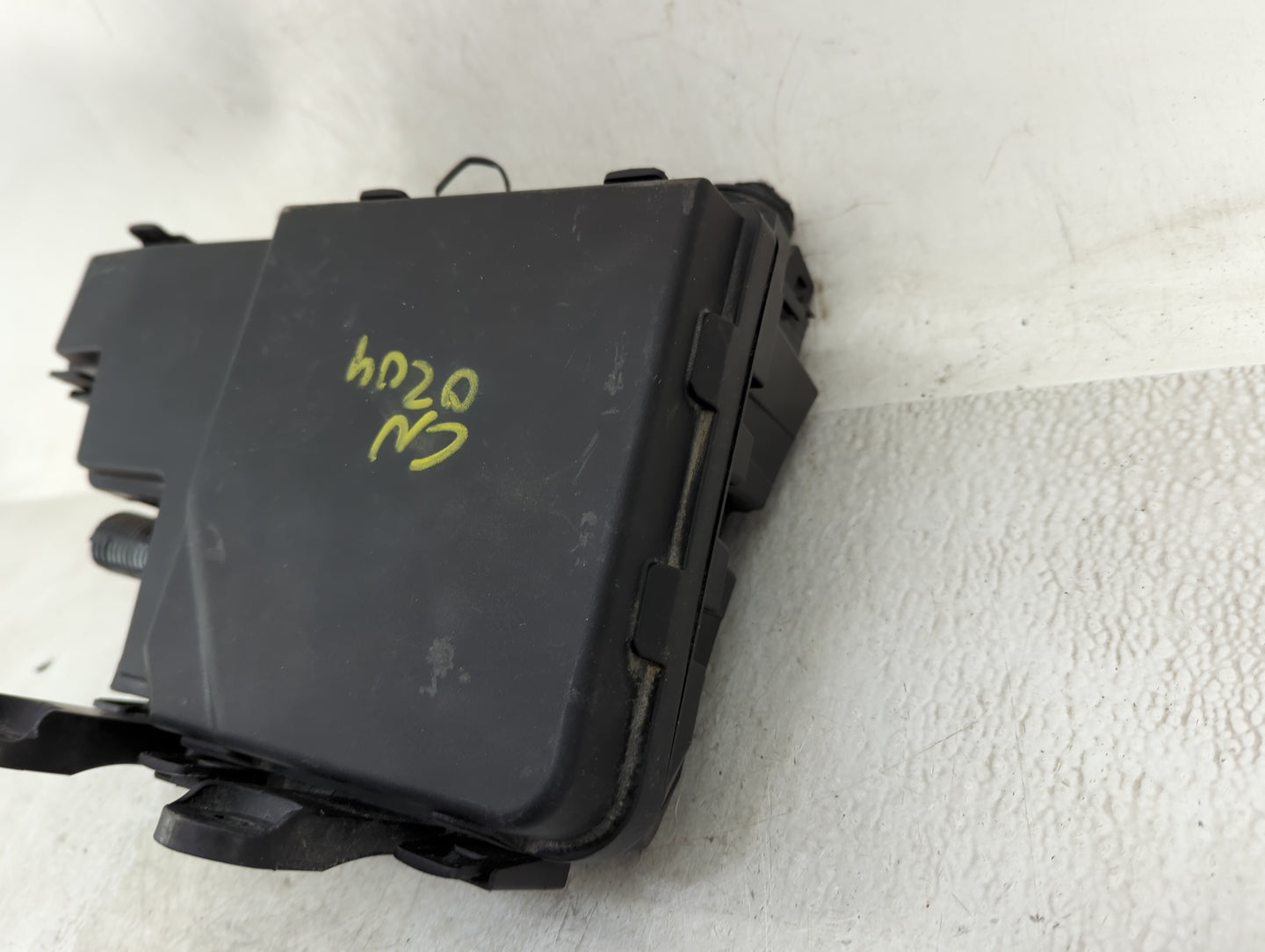 2017-2022 Nissan Rogue Sport Fusebox Fuse Box Panel Relay Module Fits Fits 2017 2018 2019 2020 2021 2022 OEM Used Auto Parts