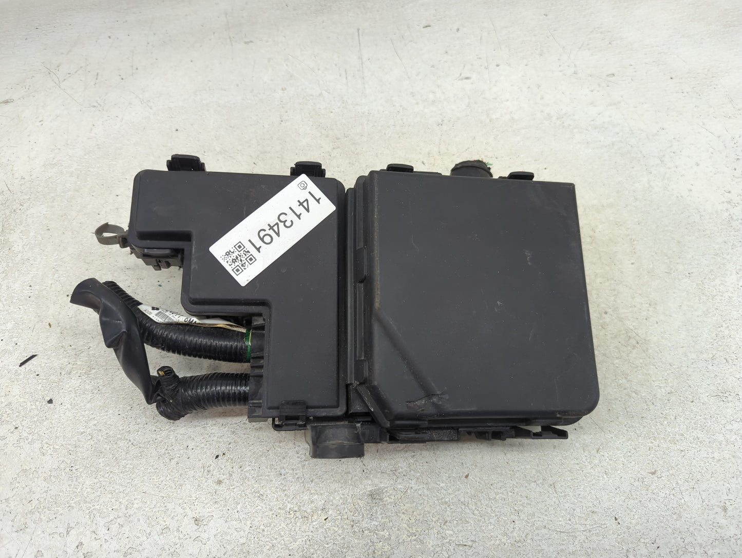 2017-2022 Nissan Rogue Sport Fusebox Fuse Box Panel Relay Module P/N:24011 6MA0A Fits Fits 2017 2018 2019 2020 2021 2022 OEM