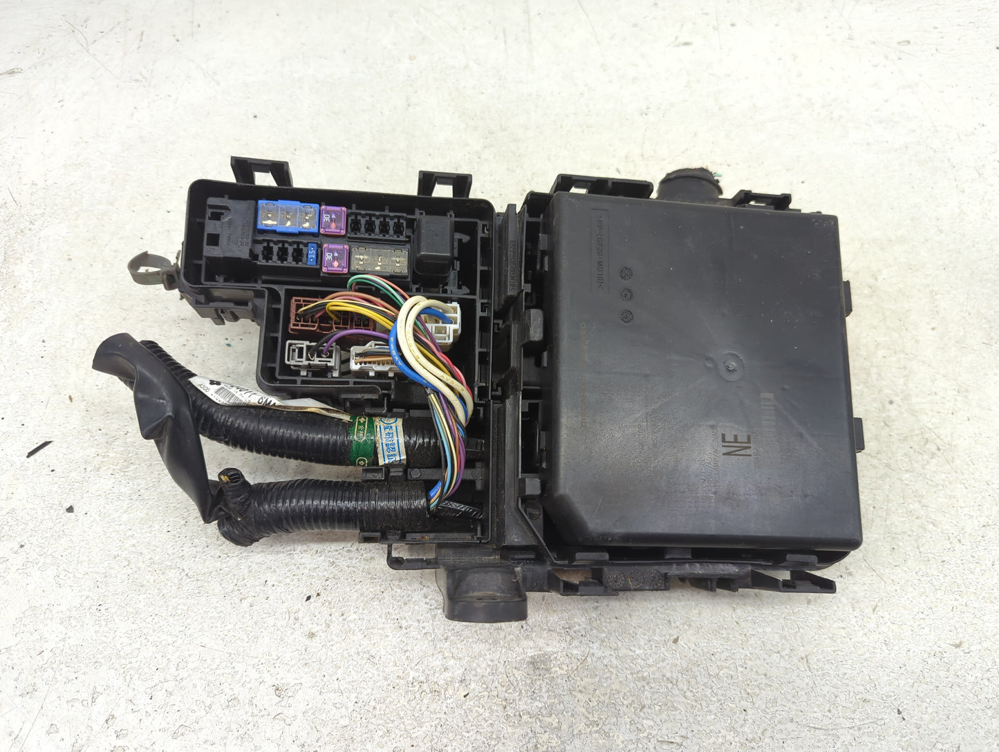 2017-2022 Nissan Rogue Sport Fusebox Fuse Box Panel Relay Module P/N:24011 6MA0A Fits Fits 2017 2018 2019 2020 2021 2022 OEM