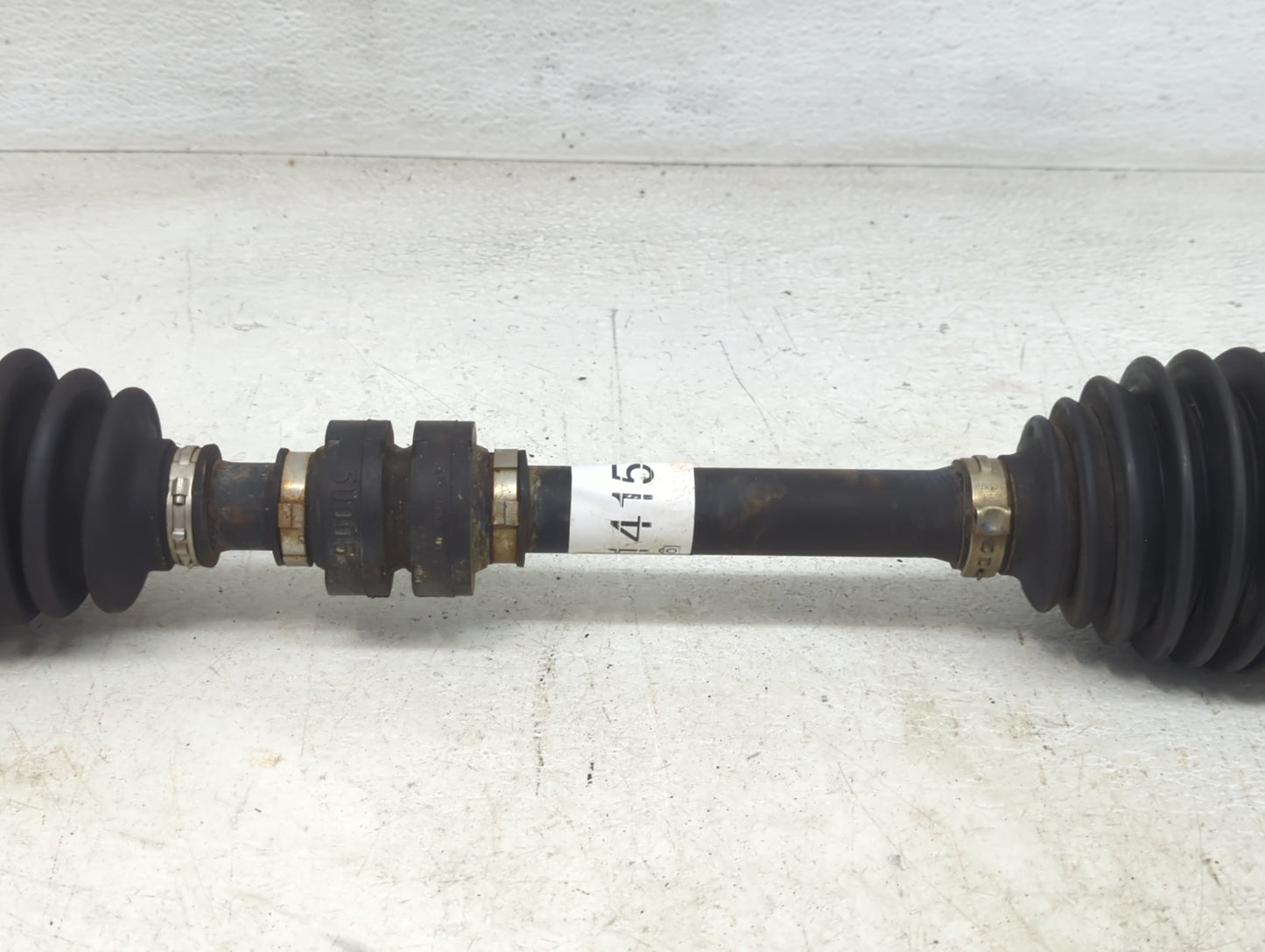 2017-2019 Nissan Rogue Sport Axle Shaft Front Driver Cv C/v - Oemusedautoparts1.com