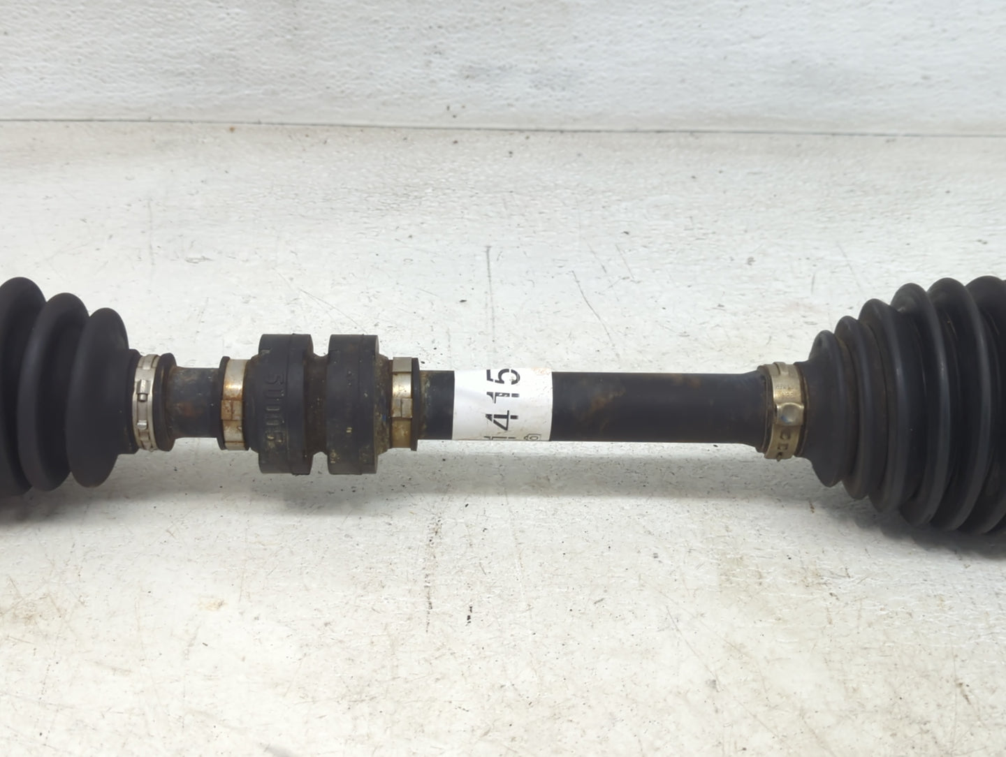2017-2019 Nissan Rogue Sport Axle Shaft Front Driver Cv C/v - Oemusedautoparts1.com
