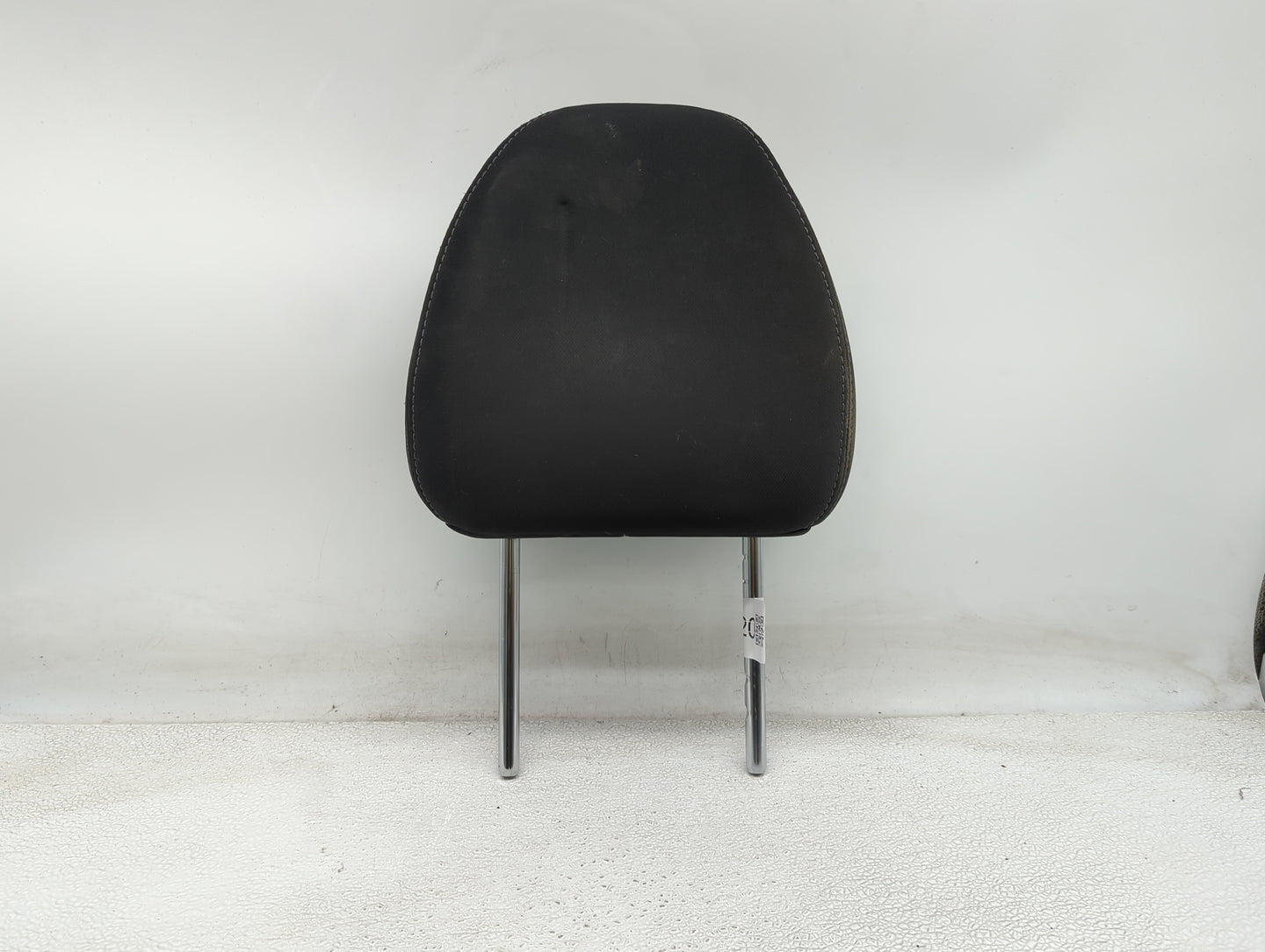 2017 Nissan Rogue Sport Headrest Head Rest Front Driver Seat Black - Oemusedautoparts1.com