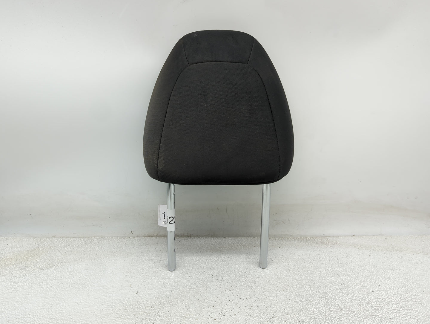 2017 Nissan Rogue Sport Headrest Head Rest Front Driver Seat Black - Oemusedautoparts1.com