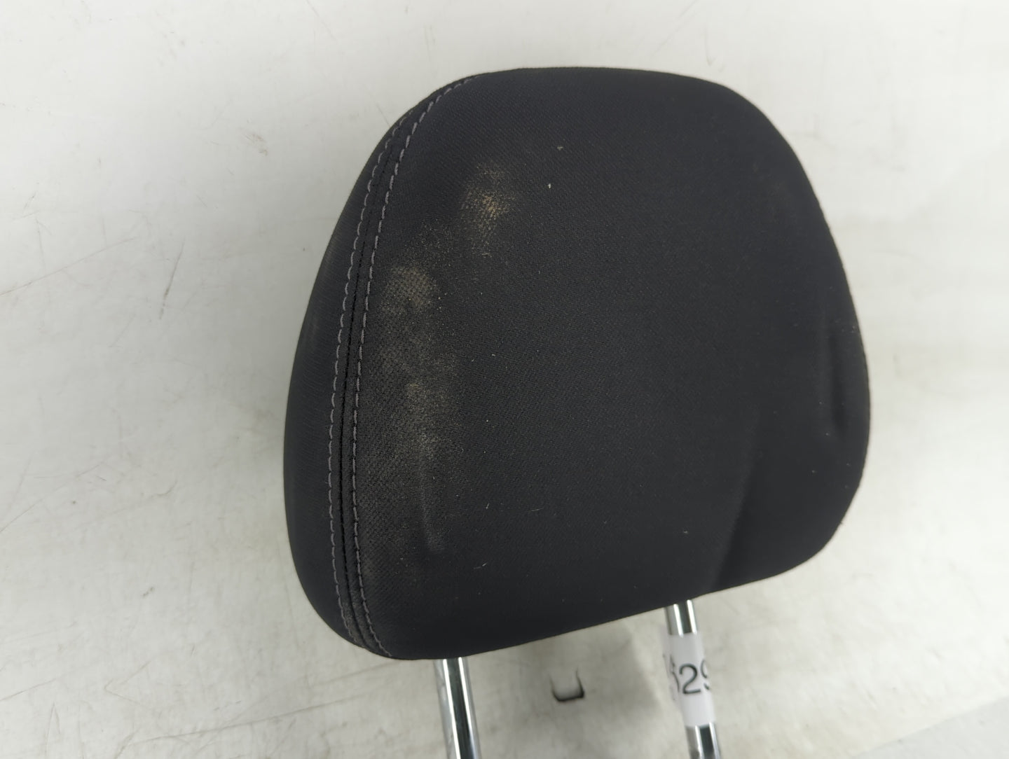 2017 Nissan Rogue Sport Headrest Head Rest Front Driver Seat Black - Oemusedautoparts1.com