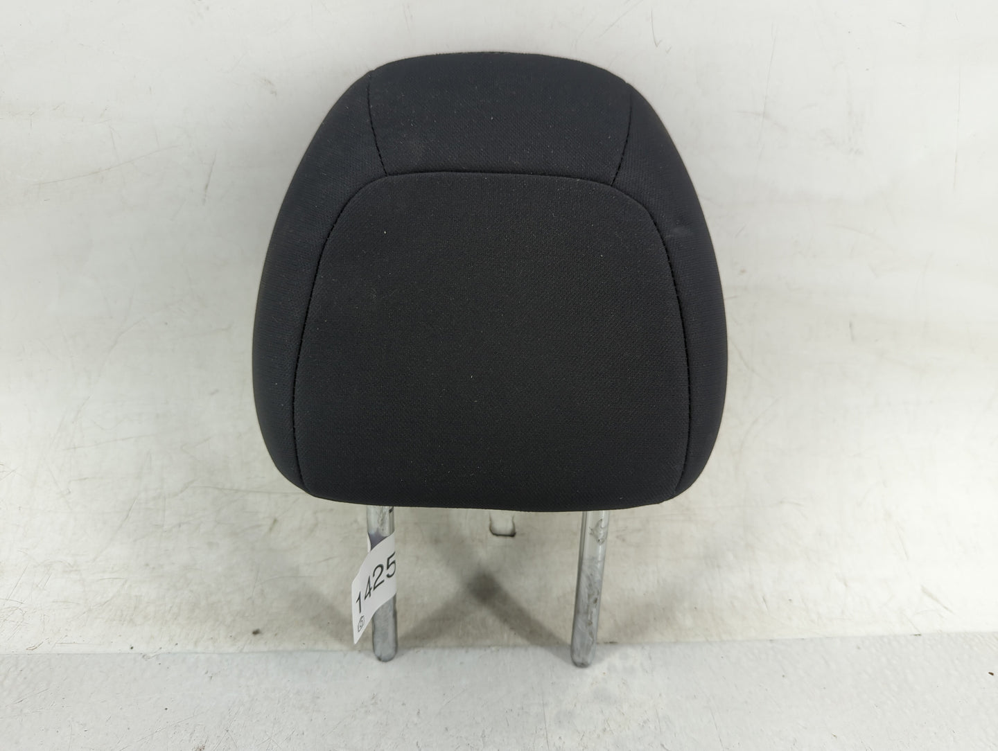 2017 Nissan Rogue Sport Headrest Head Rest Front Driver Seat Black - Oemusedautoparts1.com