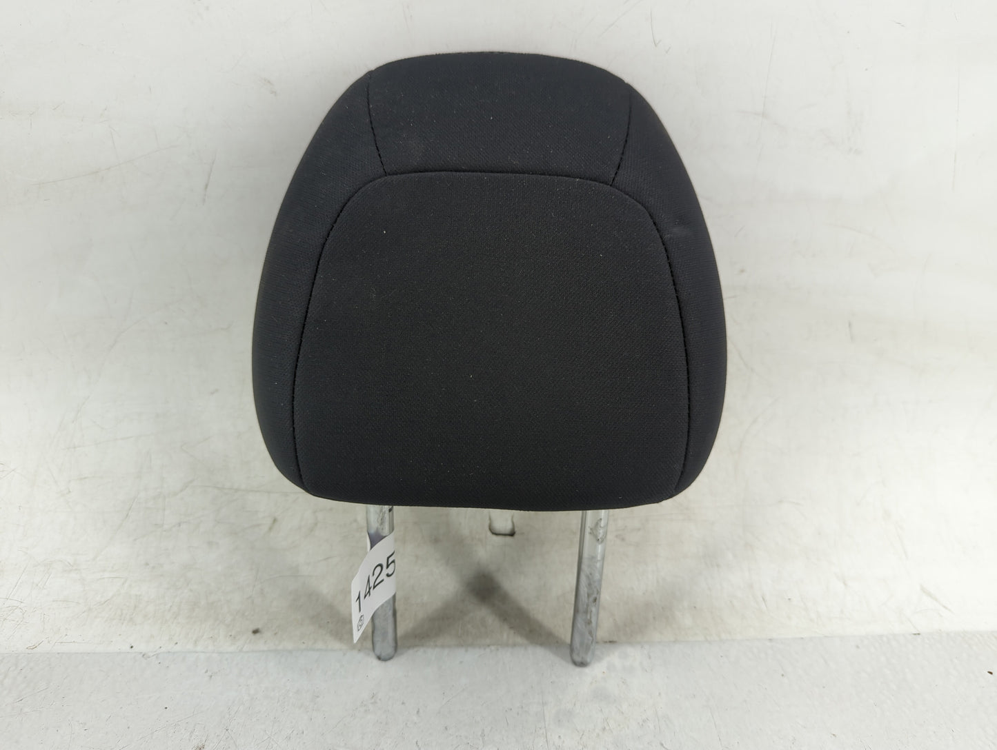 2017 Nissan Rogue Sport Headrest Head Rest Front Driver Seat Black - Oemusedautoparts1.com