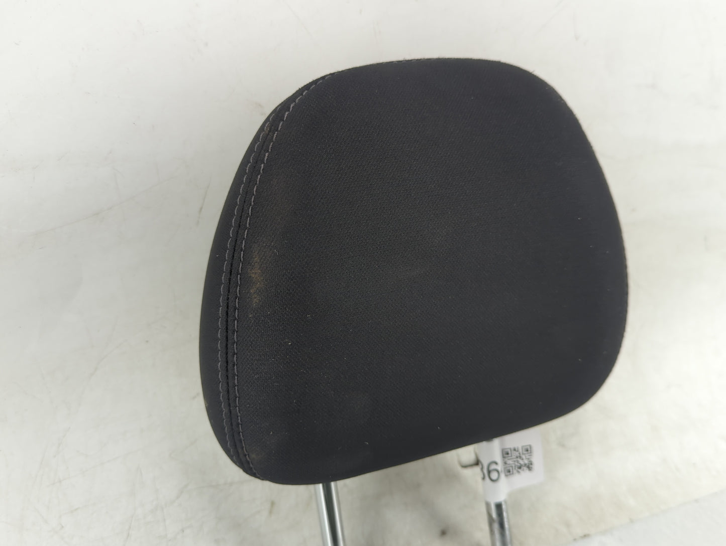 2017 Nissan Rogue Sport Headrest Head Rest Front Driver Seat Black - Oemusedautoparts1.com