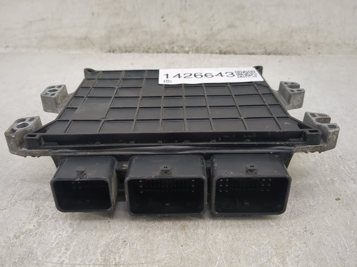 2017 Nissan Rogue Sport PCM Engine Control Computer ECU ECM PCU OEM P/N:NEC018-655 Fits OEM Used Auto Parts - Oemusedautopar