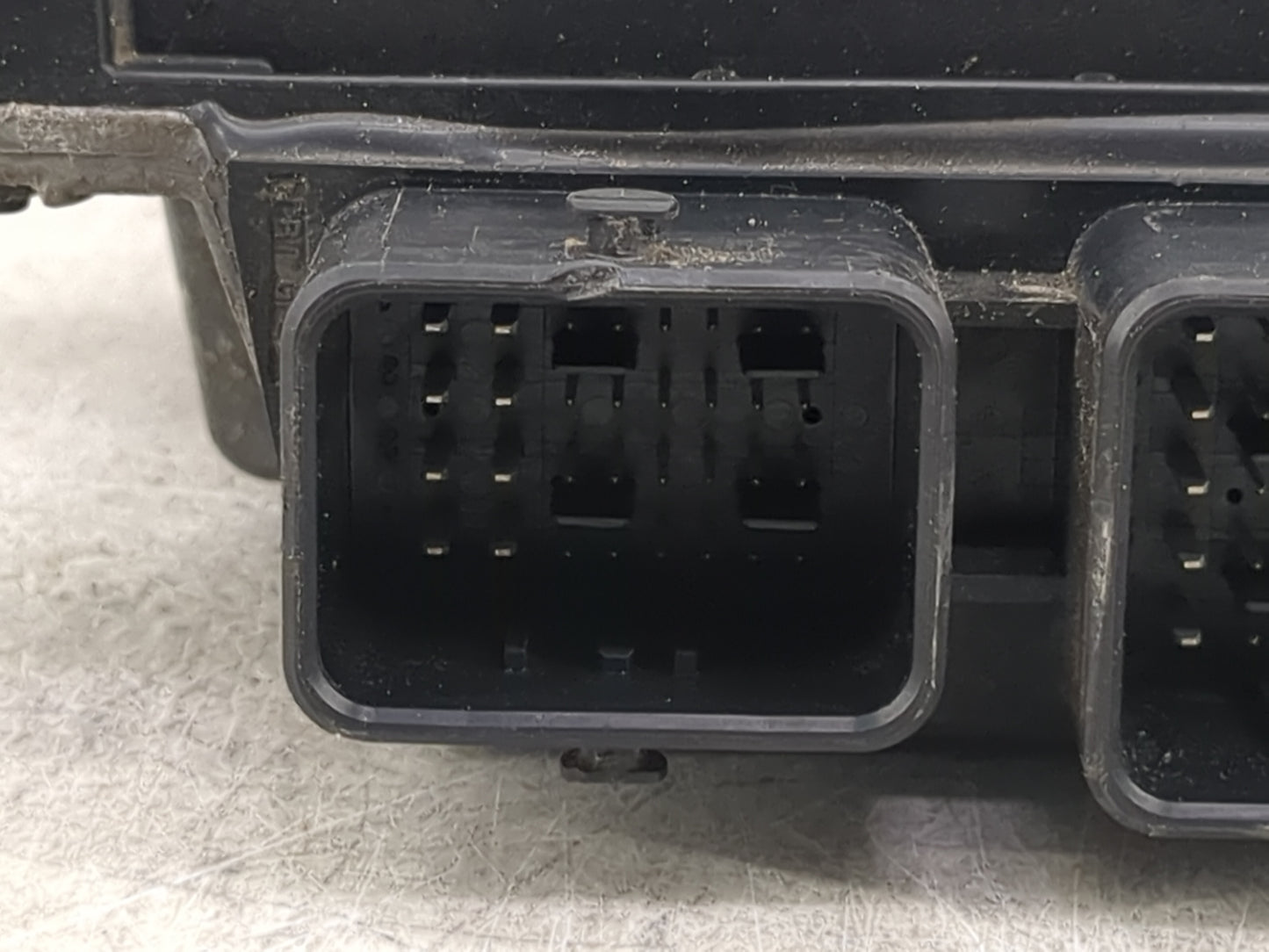 2017 Nissan Rogue Sport PCM Engine Control Computer ECU ECM PCU OEM P/N:NEC018-655 Fits OEM Used Auto Parts - Oemusedautopar