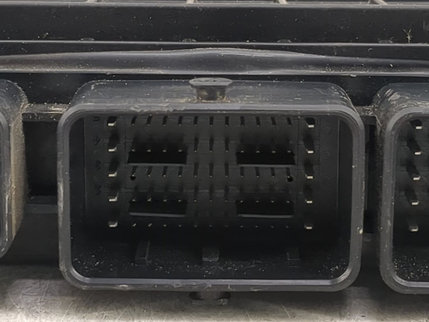 2017 Nissan Rogue Sport PCM Engine Control Computer ECU ECM PCU OEM P/N:NEC018-655 Fits OEM Used Auto Parts - Oemusedautopar