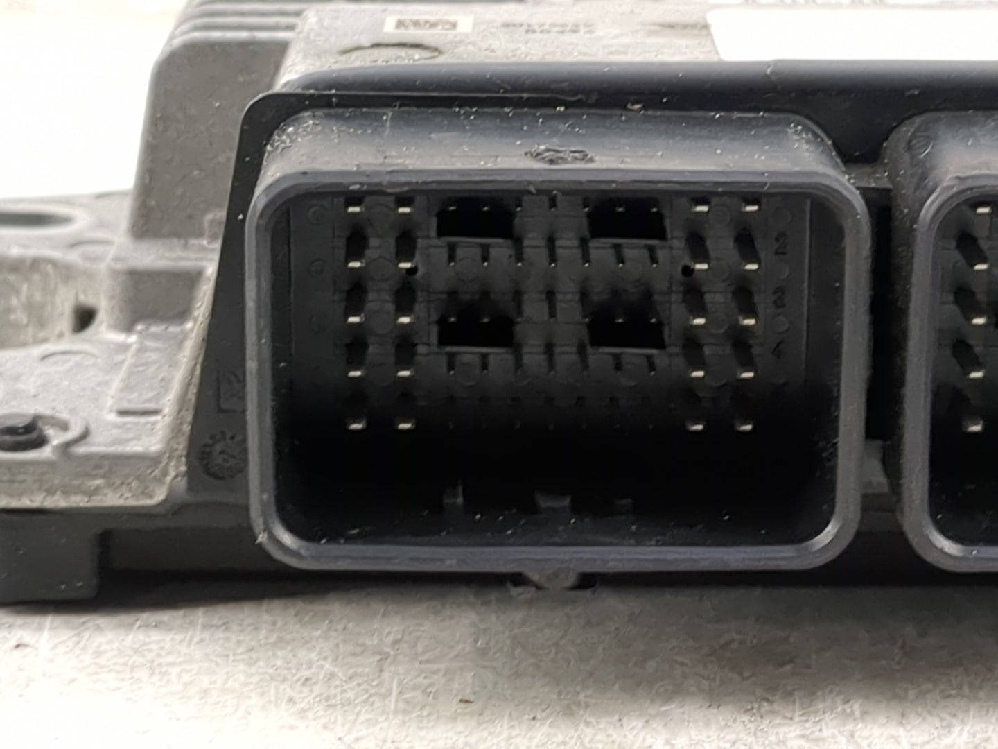 2017 Nissan Rogue Sport PCM Engine Control Computer ECU ECM PCU OEM Fits OEM Used Auto Parts - Oemusedautoparts1.com