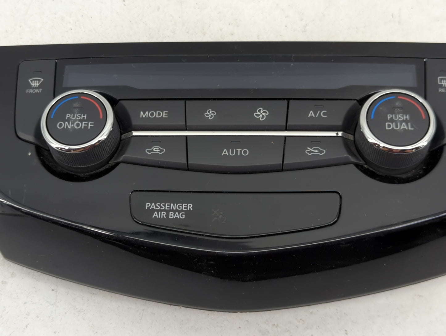 2017-2022 Nissan Rogue Sport Climate Control Module Temperature AC/Heater Replacement P/N:27500 6MA0A Y109A Fits OEM Used Au