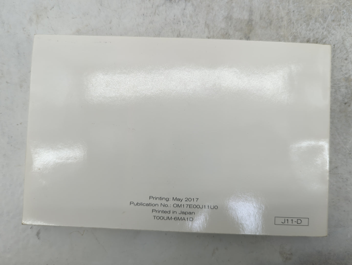 2017 Nissan Rogue Sport Owners Manual Book Guide P/N:OM17E00J11U0 T00UM-6MA1D, LL17EA NALLU3 OEM Used Auto Parts - Oemusedau