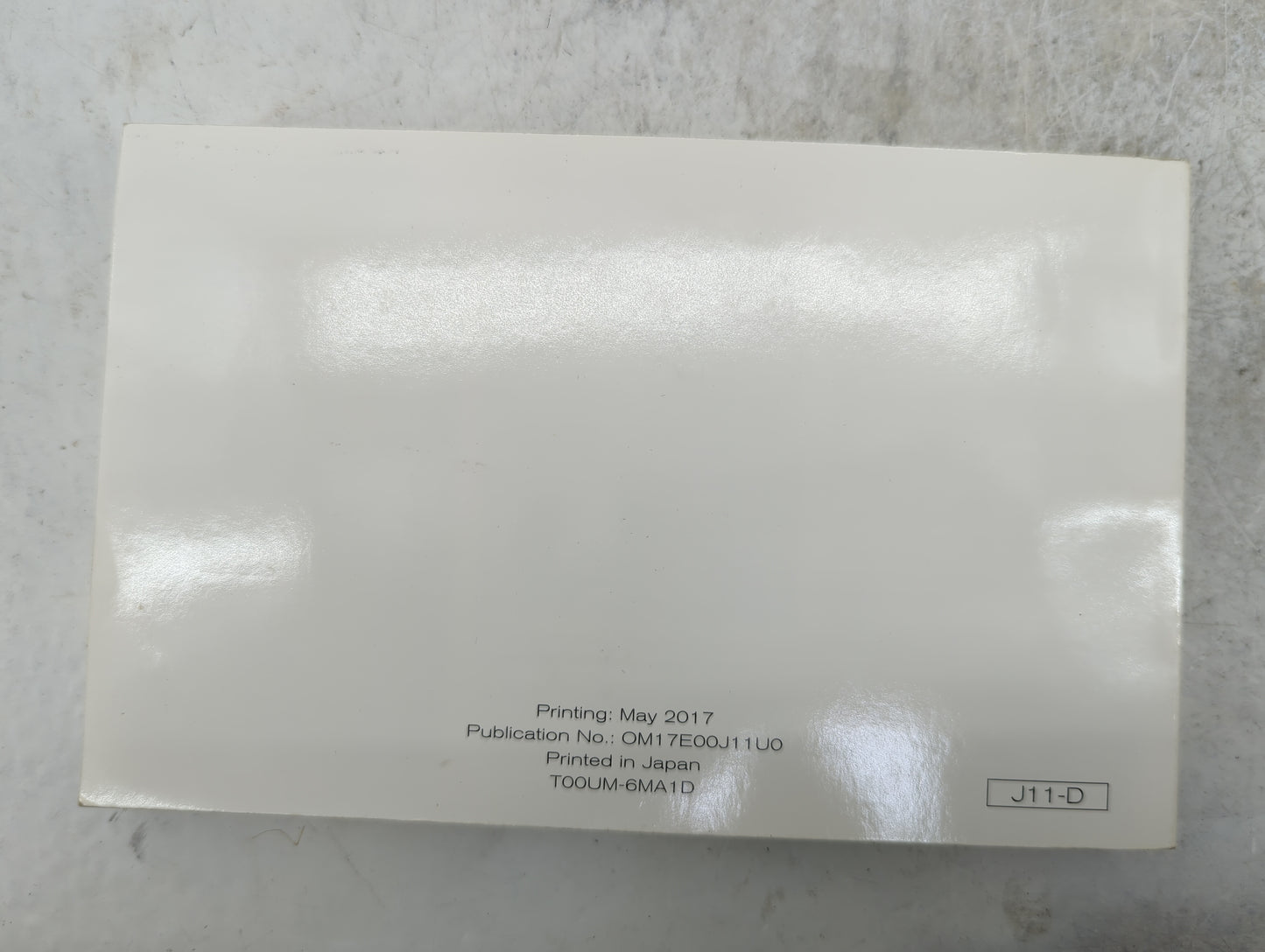 2017 Nissan Rogue Sport Owners Manual Book Guide P/N:OM17E00J11U0 T00UM-6MA1D, LL17EA NALLU3 OEM Used Auto Parts - Oemusedau