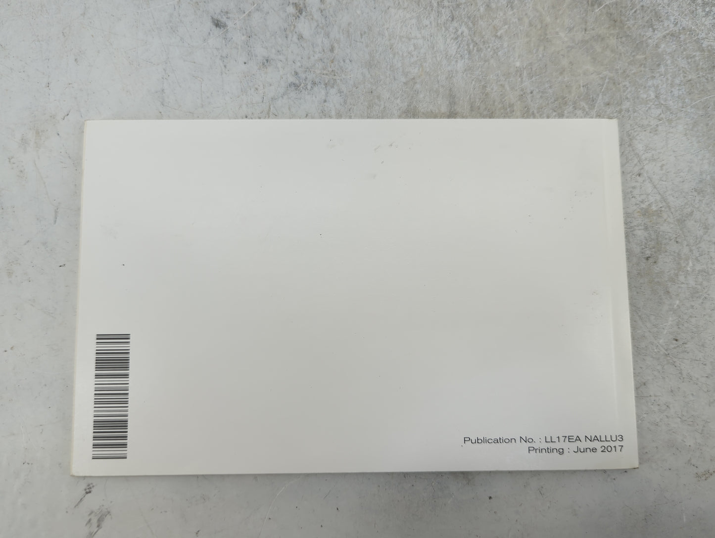 2017 Nissan Rogue Sport Owners Manual Book Guide P/N:OM17E00J11U0 T00UM-6MA1D, LL17EA NALLU3 OEM Used Auto Parts - Oemusedau