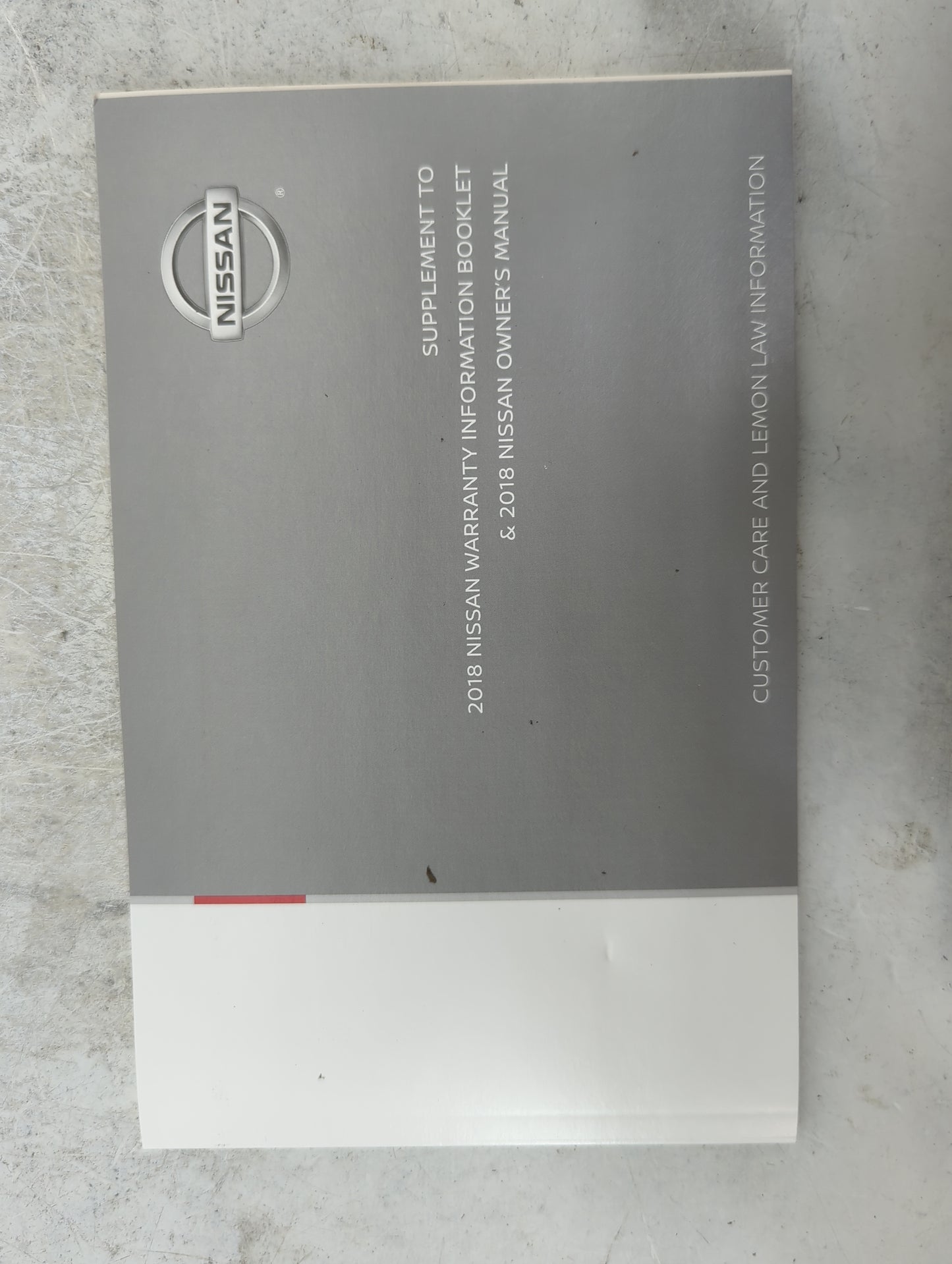2017 Nissan Rogue Sport Owners Manual Book Guide P/N:LL18EA NALLU2 OEM Used Auto Parts - Oemusedautoparts1.com