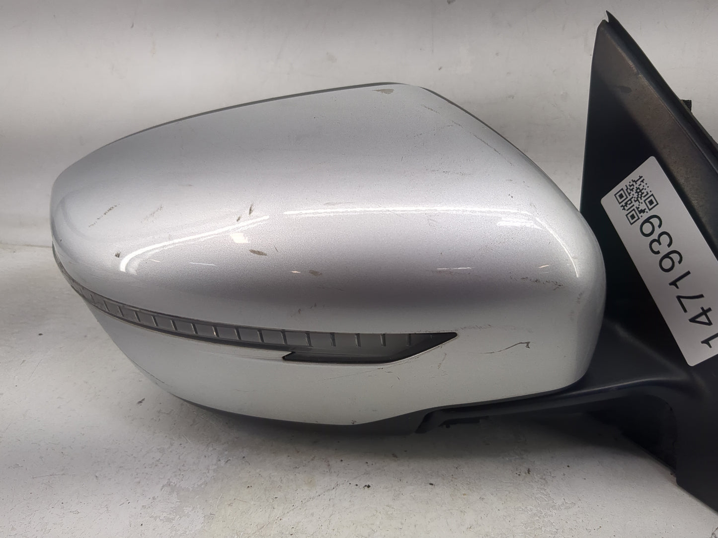 2017-2022 Nissan Rogue Sport Passenger Side View Mirror - Right Door Mirror OEM Used - Oemusedautoparts1.com