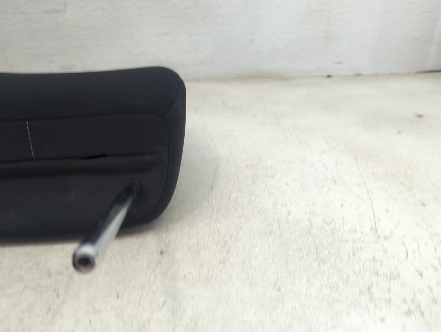 2017 Nissan Rogue Sport Headrest Head Rest Rear Seat Fits OEM Used Auto Parts - Oemusedautoparts1.com