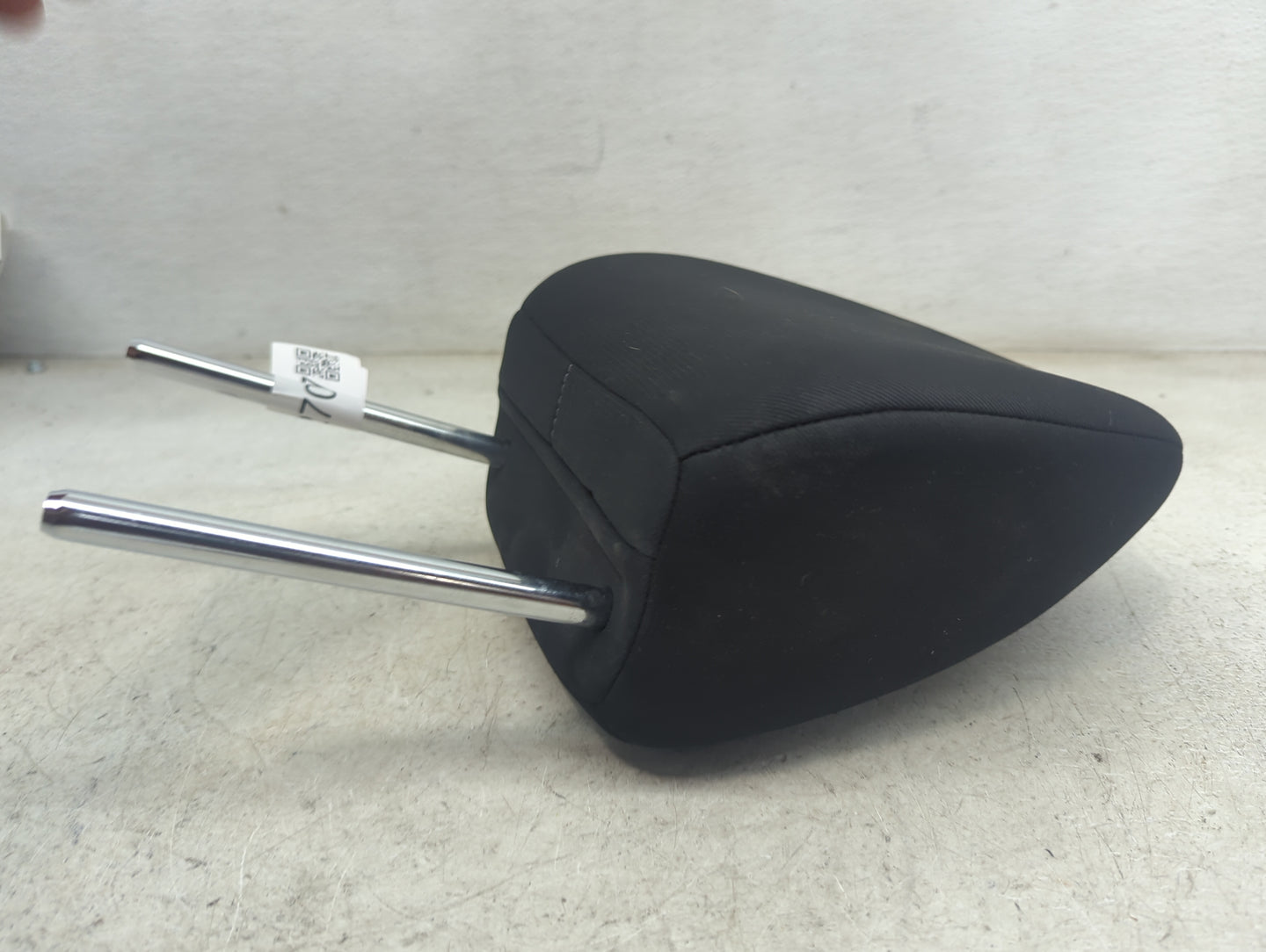 2017 Nissan Rogue Sport Headrest Head Rest Rear Seat Fits OEM Used Auto Parts - Oemusedautoparts1.com