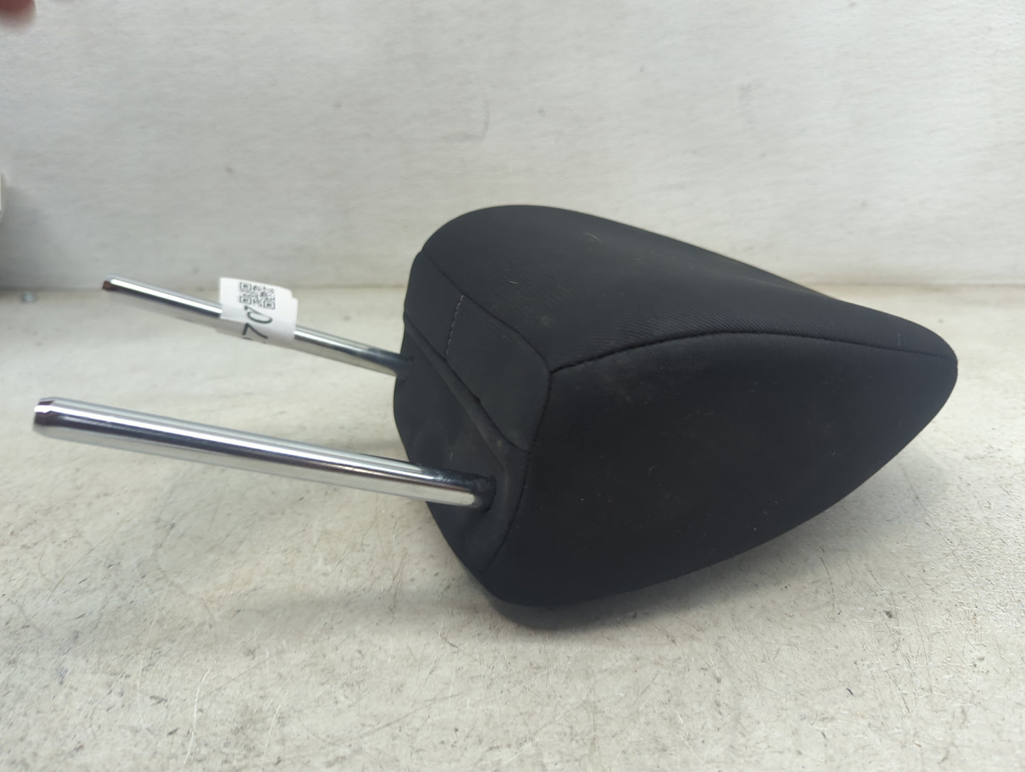 2017 Nissan Rogue Sport Headrest Head Rest Rear Seat Fits OEM Used Auto Parts - Oemusedautoparts1.com