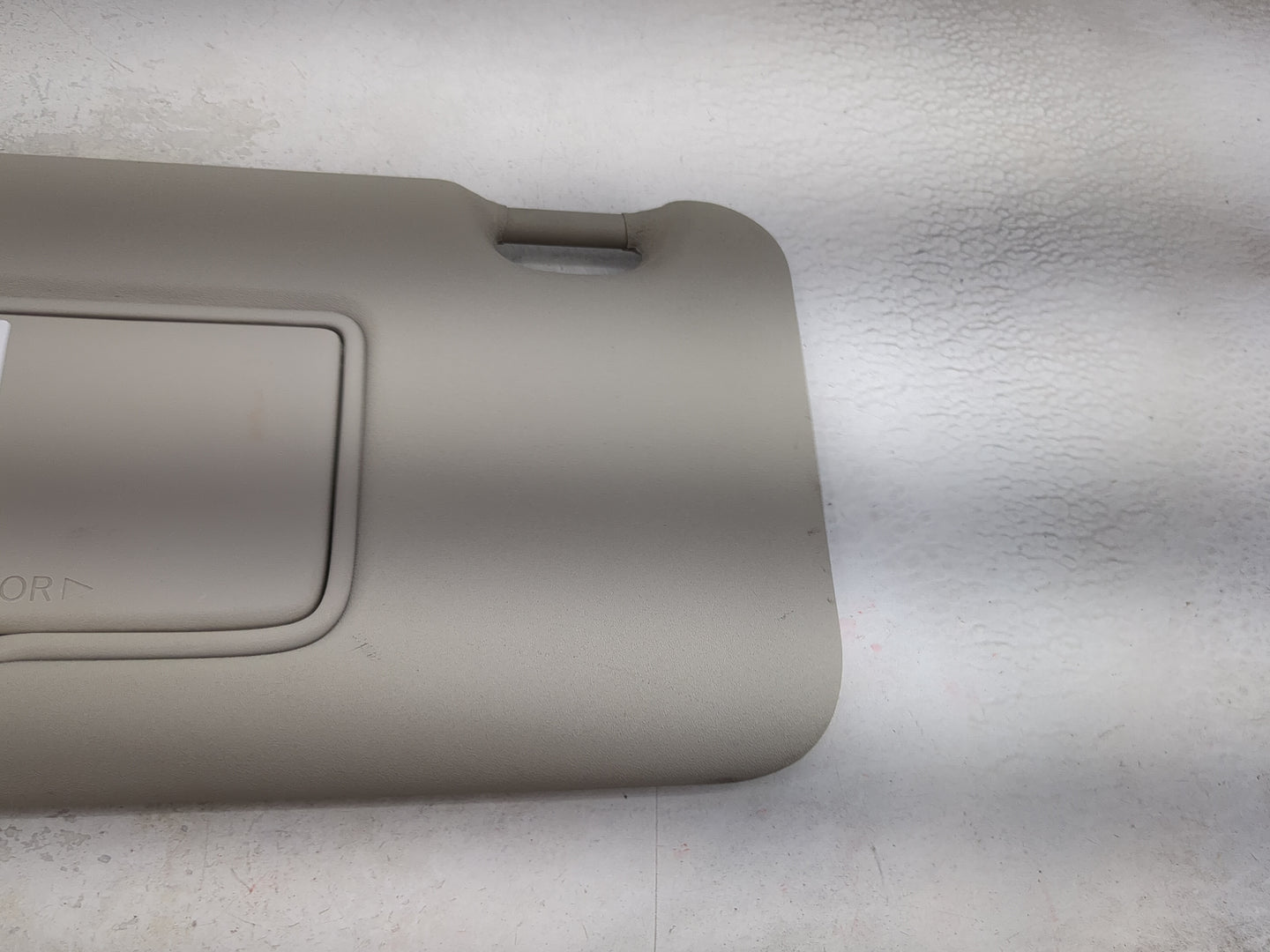 2017-2018 Nissan Rogue Sport Sun Visor Shade Replacement Driver Left Mirror Fits Fits 2017 2018 OEM Used Auto Parts - Oemuse