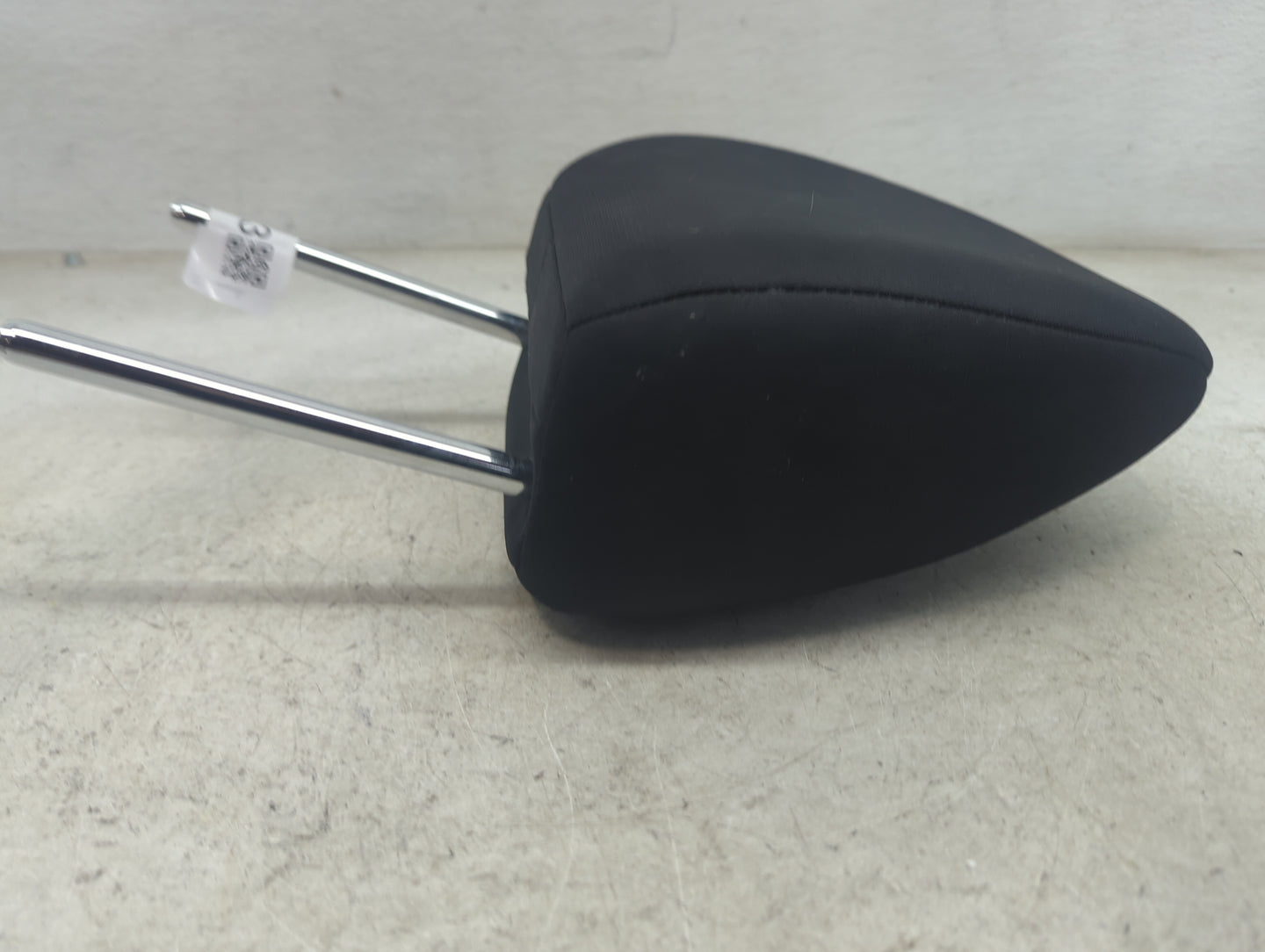 2017 Nissan Rogue Sport Headrest Head Rest Front Driver Seat Black 1473053 - Oemusedautoparts1.com