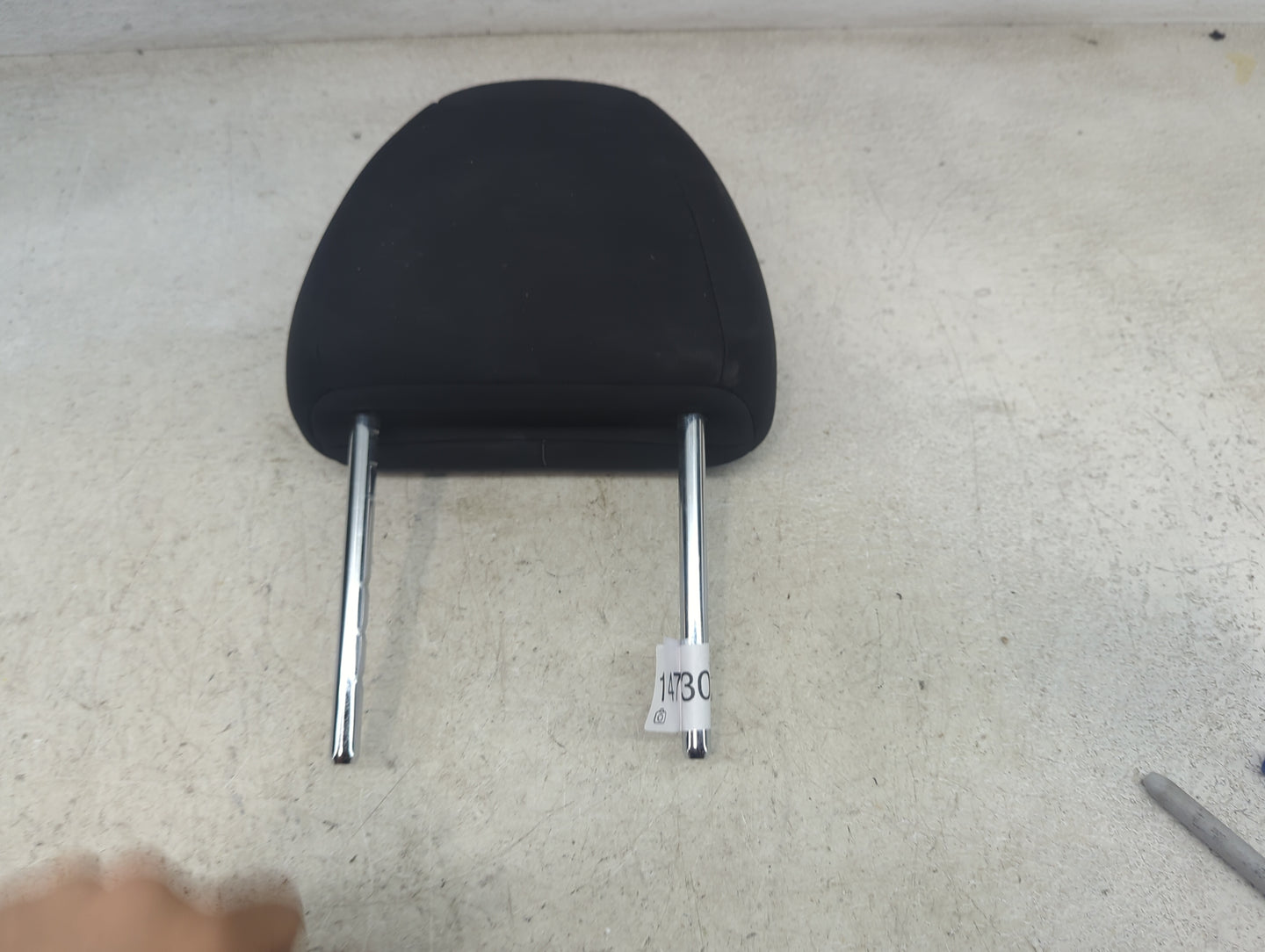 2017 Nissan Rogue Sport Headrest Head Rest Front Driver Seat Black 1473053 - Oemusedautoparts1.com