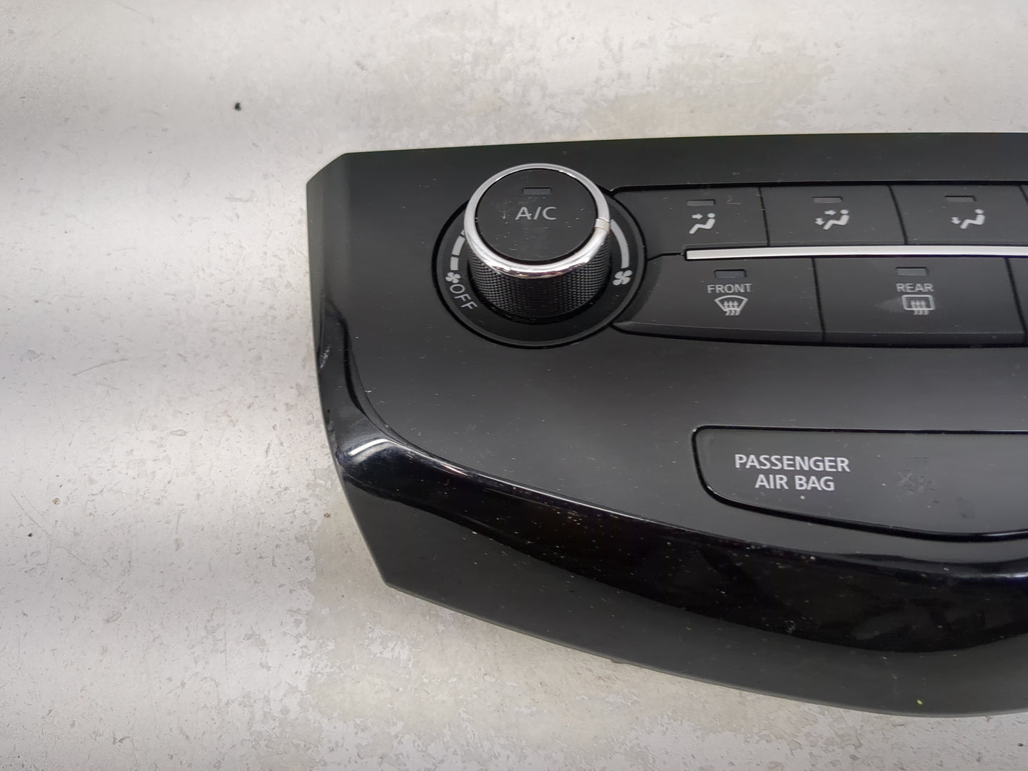 2017-2022 Nissan Rogue Sport Climate Control Module Temperature AC/Heater Replacement P/N:275007FA0A 275007FA0A--G Fits OEM 