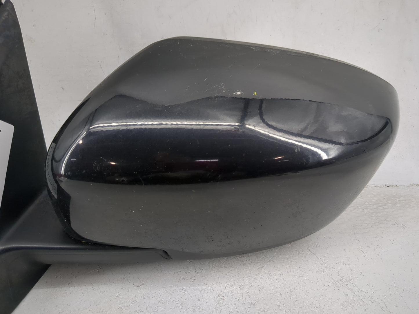 2017-2022 Nissan Rogue Sport Driver Side View Mirror - Left Door Mirror OEM Used - Oemusedautoparts1.com