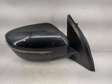 2017-2019 Nissan Rogue Sport Passenger Side View Mirror - Right Door Mirror OEM Used - Oemusedautoparts1.com