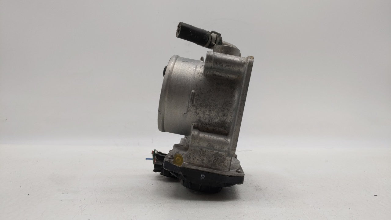 2017-2018 Nissan Rogue Sport Throttle Body P/N:4BA60-01 4BA60-01 E Fits Fits 2017 2018 OEM Used Auto Parts - Oemusedautopart