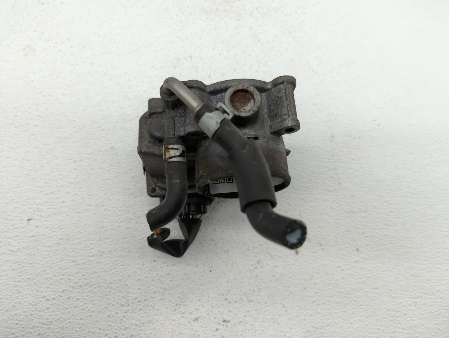 2017-2018 Nissan Rogue Sport Throttle Body P/N:4BA60-01 4BA60-01 E Fits Fits 2017 2018 OEM Used Auto Parts - Oemusedautopart