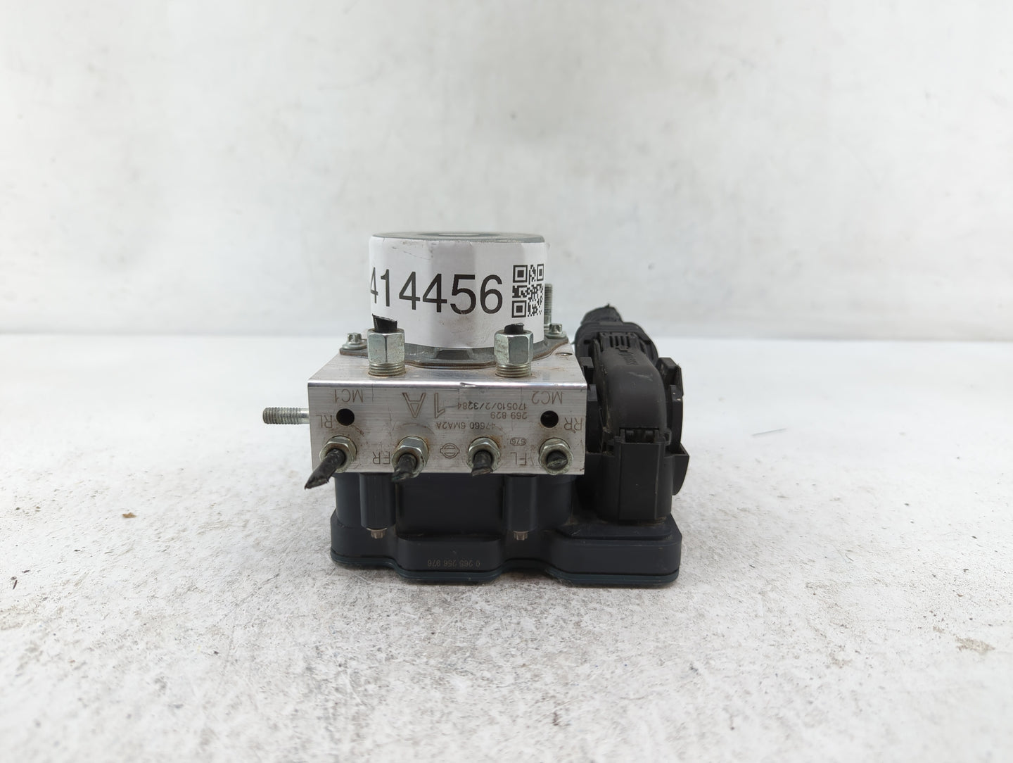 2017 Nissan Rogue Sport ABS Pump Control Module Replacement P/N:47660 6MA0A 47660 6MA2A Fits OEM Used Auto Parts - Oemusedau