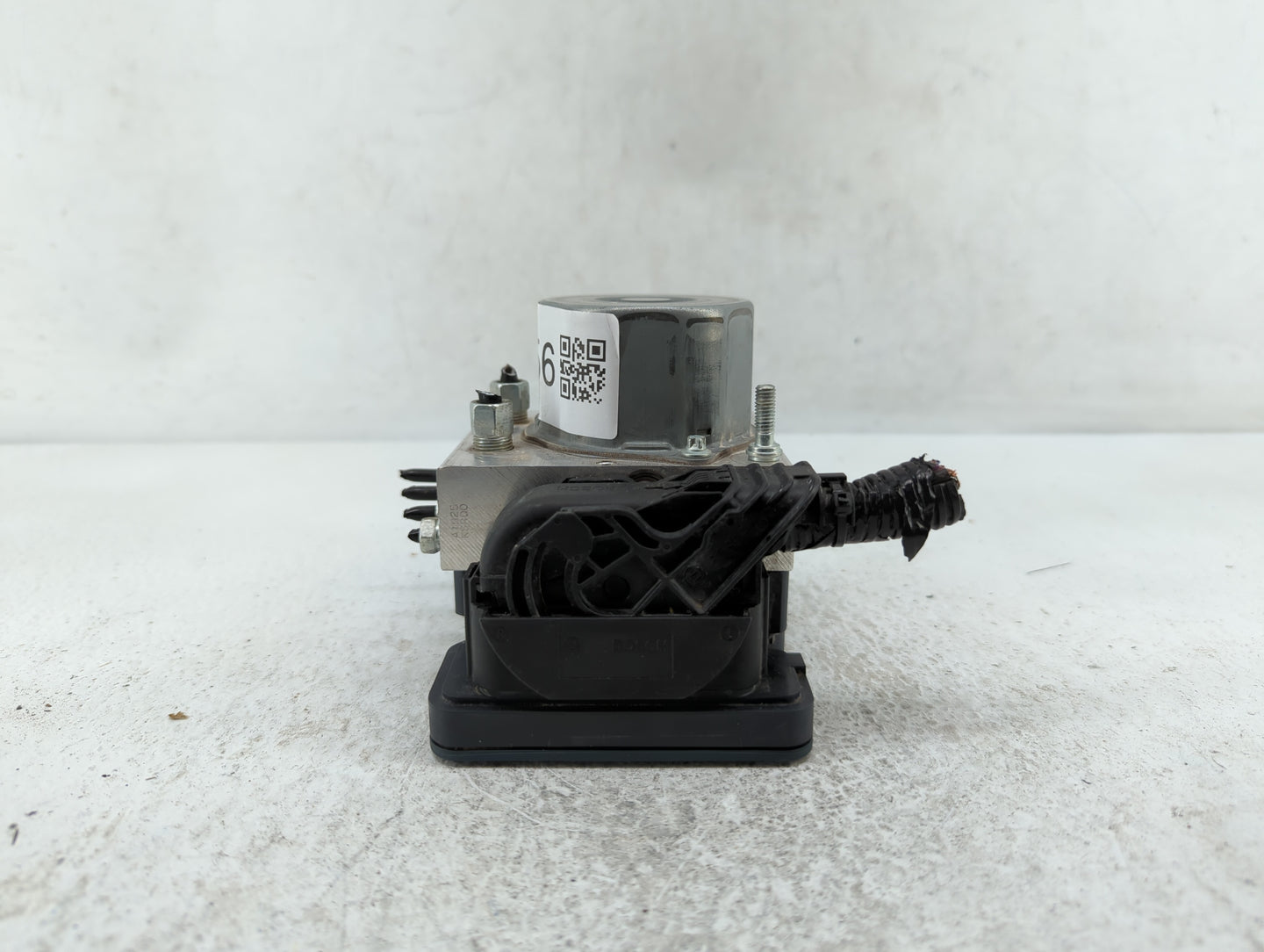 2017 Nissan Rogue Sport ABS Pump Control Module Replacement P/N:47660 6MA0A 47660 6MA2A Fits OEM Used Auto Parts - Oemusedau