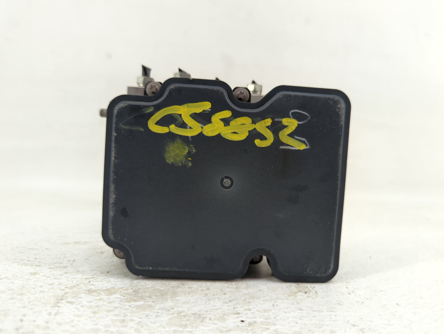 2017 Nissan Rogue Sport ABS Pump Control Module Replacement P/N:47660 6MA4A Fits OEM Used Auto Parts - Oemusedautoparts1.com