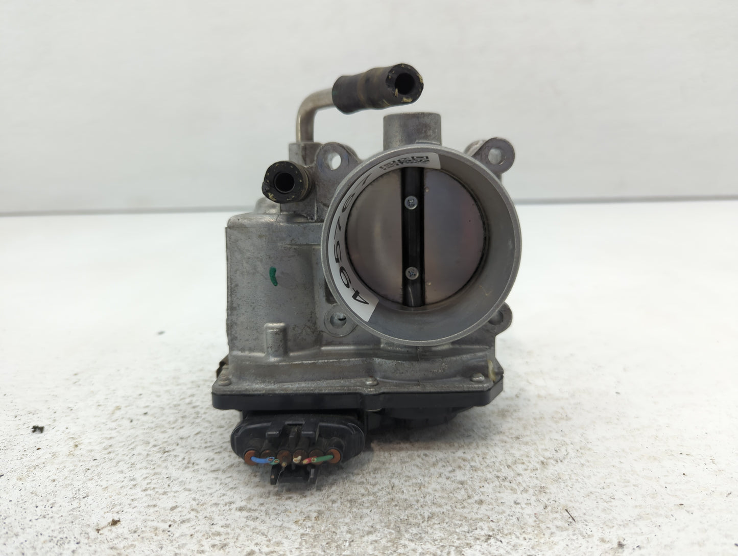 2017-2018 Nissan Rogue Sport Throttle Body P/N:4BA60-01 E 43A60-01 Fits Fits 2017 2018 OEM Used Auto Parts - Oemusedautopart