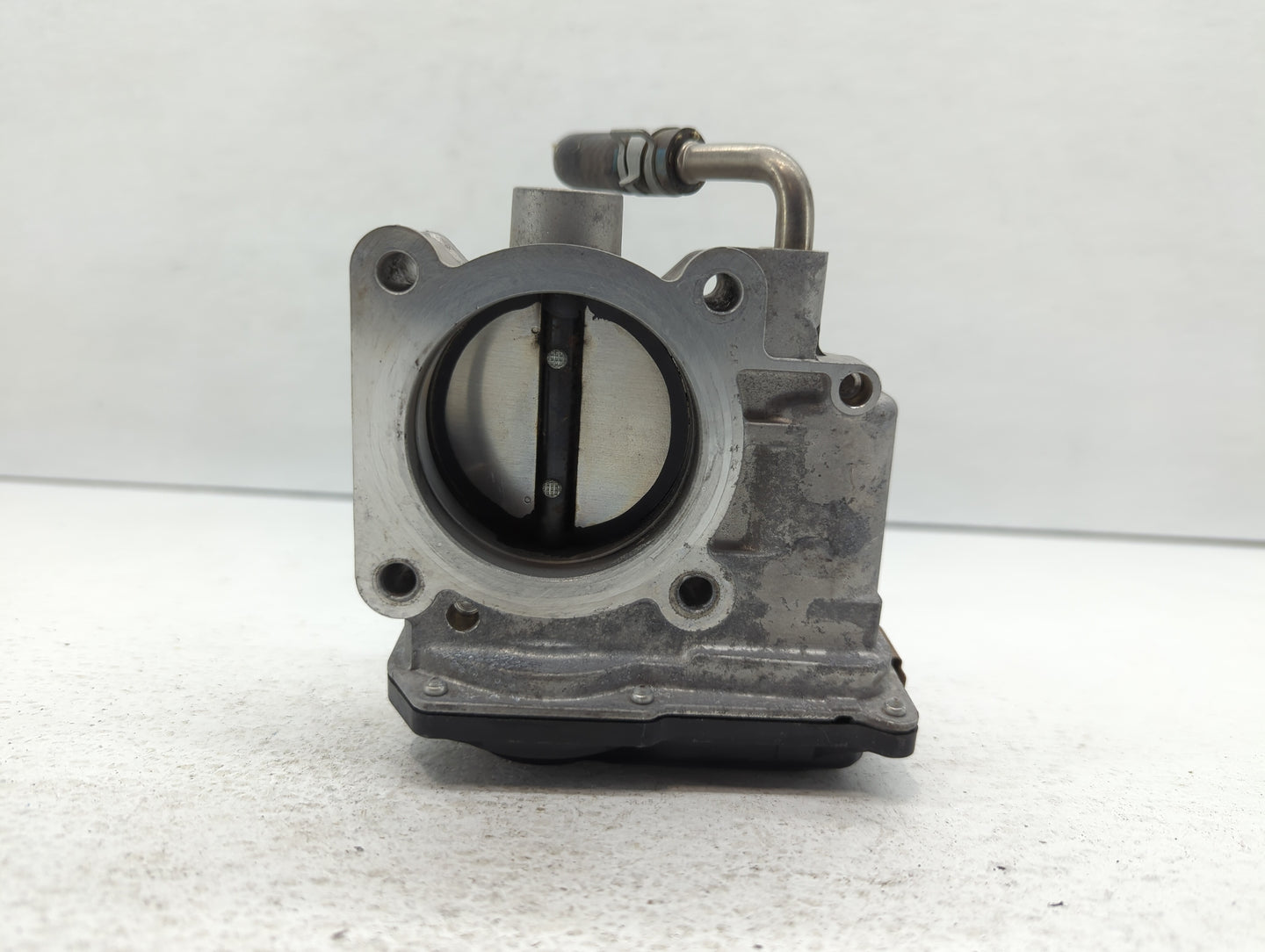2017-2018 Nissan Rogue Sport Throttle Body P/N:43A60-01 Fits Fits 2017 2018 OEM Used Auto Parts - Oemusedautoparts1.com