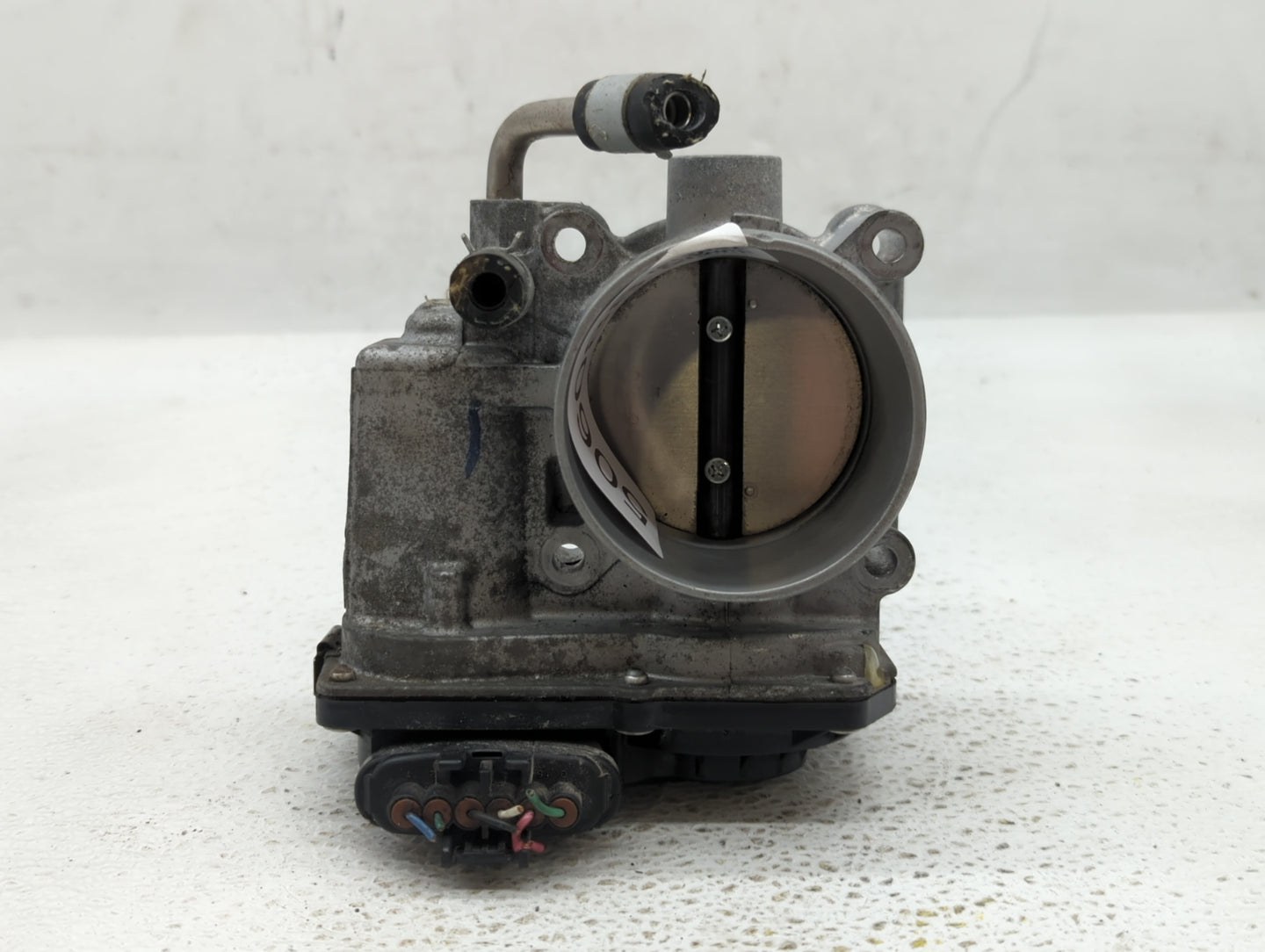 2017-2018 Nissan Rogue Sport Throttle Body P/N:4BA60-01 E Fits Fits 2017 2018 OEM Used Auto Parts - Oemusedautoparts1.com