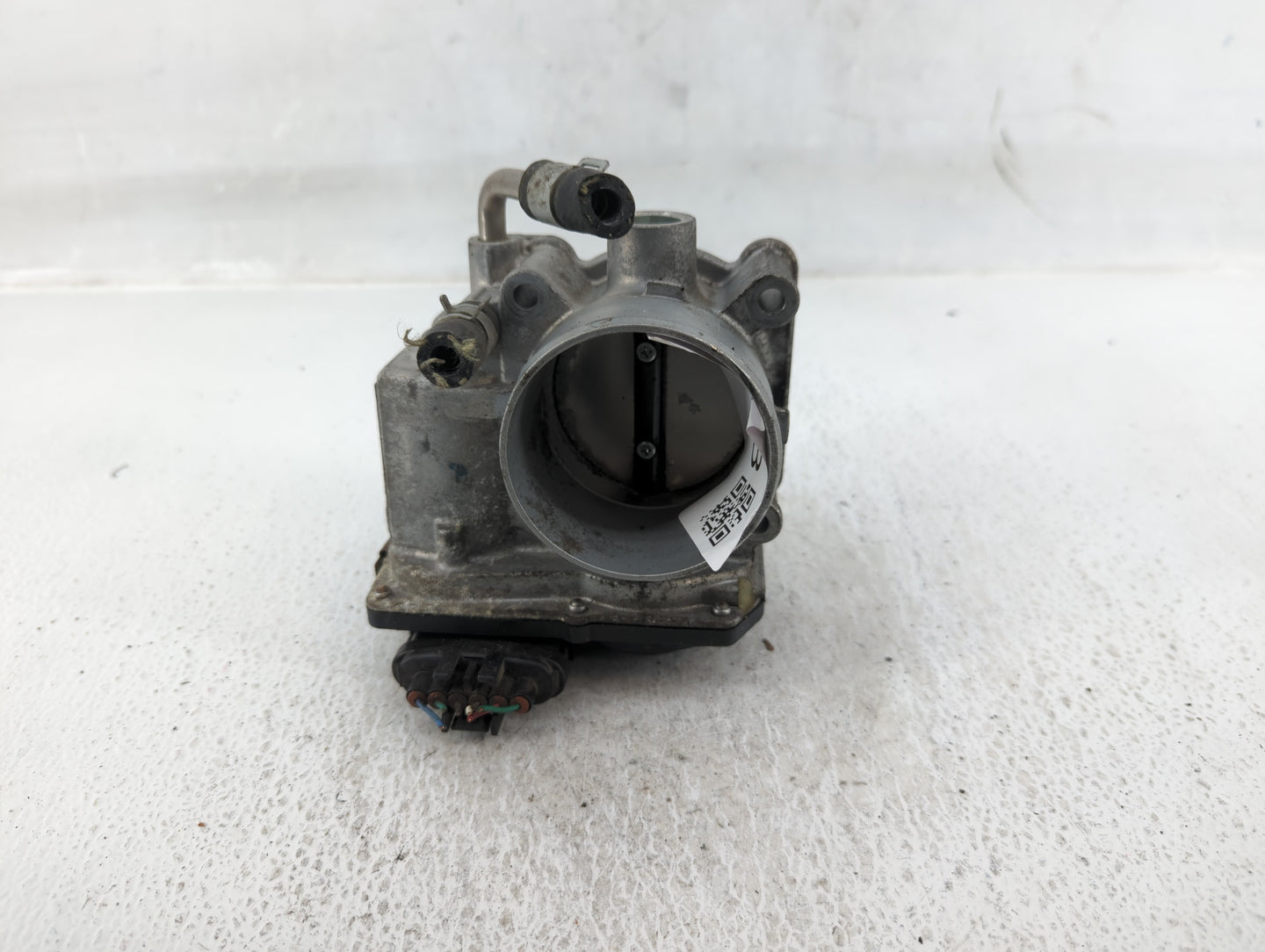 2017-2018 Nissan Rogue Sport Throttle Body P/N:4BA60-01 E Fits Fits 2017 2018 OEM Used Auto Parts - Oemusedautoparts1.com
