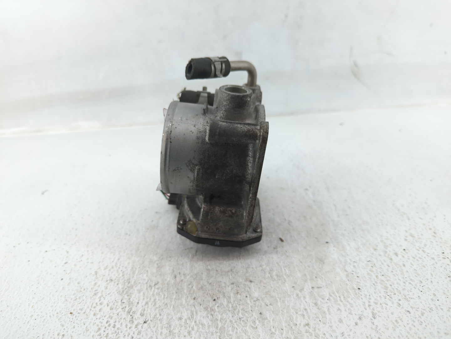 2017-2018 Nissan Rogue Sport Throttle Body P/N:4BA60-01 E Fits Fits 2017 2018 OEM Used Auto Parts - Oemusedautoparts1.com