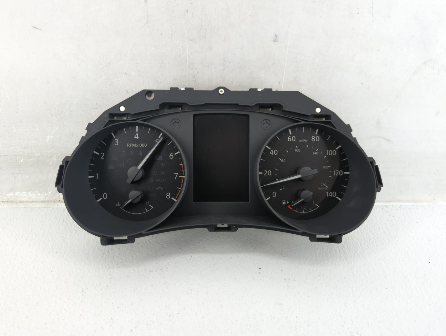 2017-2018 Nissan Rogue Sport Instrument Cluster Speedometer Gauges P/N:170424 0062 6MA0A Fits Fits 2017 2018 OEM Used Auto P